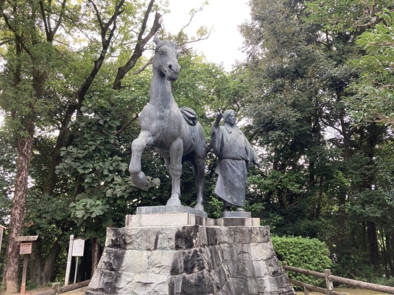 高知城　千代の像