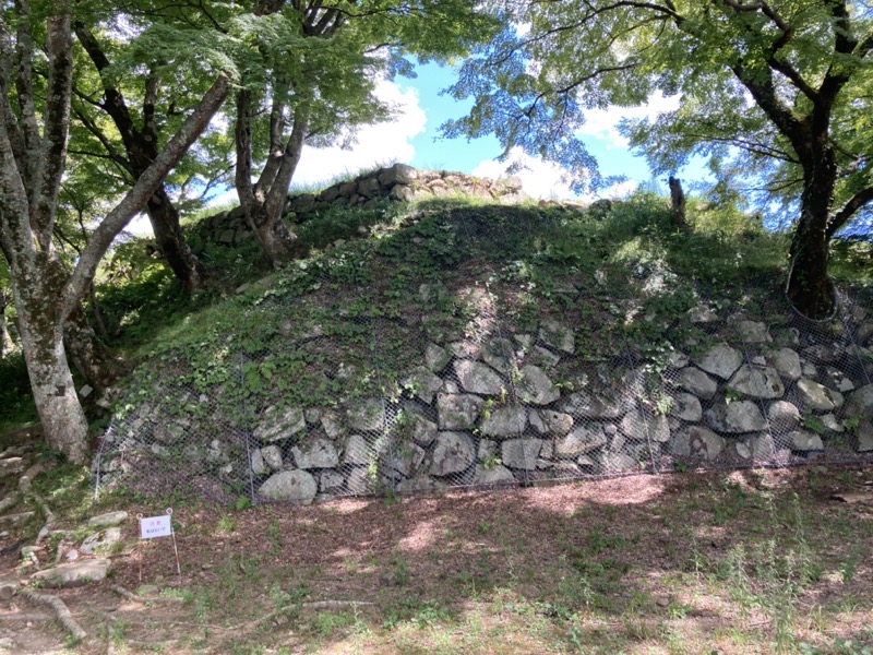 津和野城　本丸の石垣
